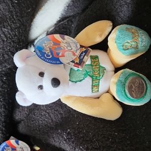 Limited Treasures coin bear,  New Jersey with tags.